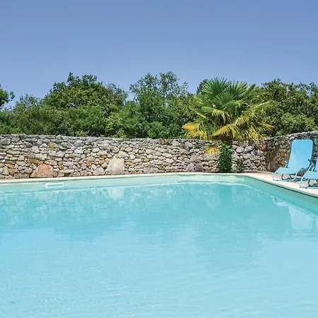 Vakantiehuis Lovely In With Wifi *